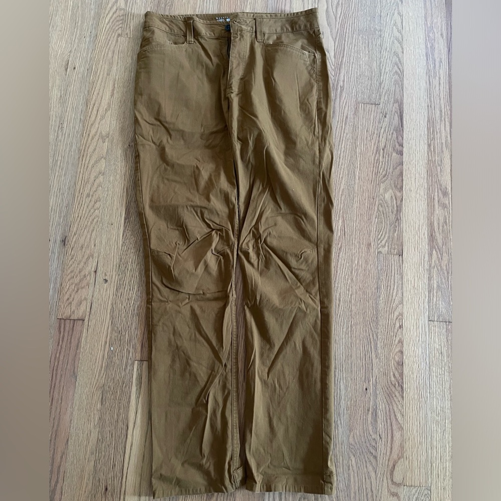 Men’s Mountain Hardwear Brown Hiking Pants Size: 32x34